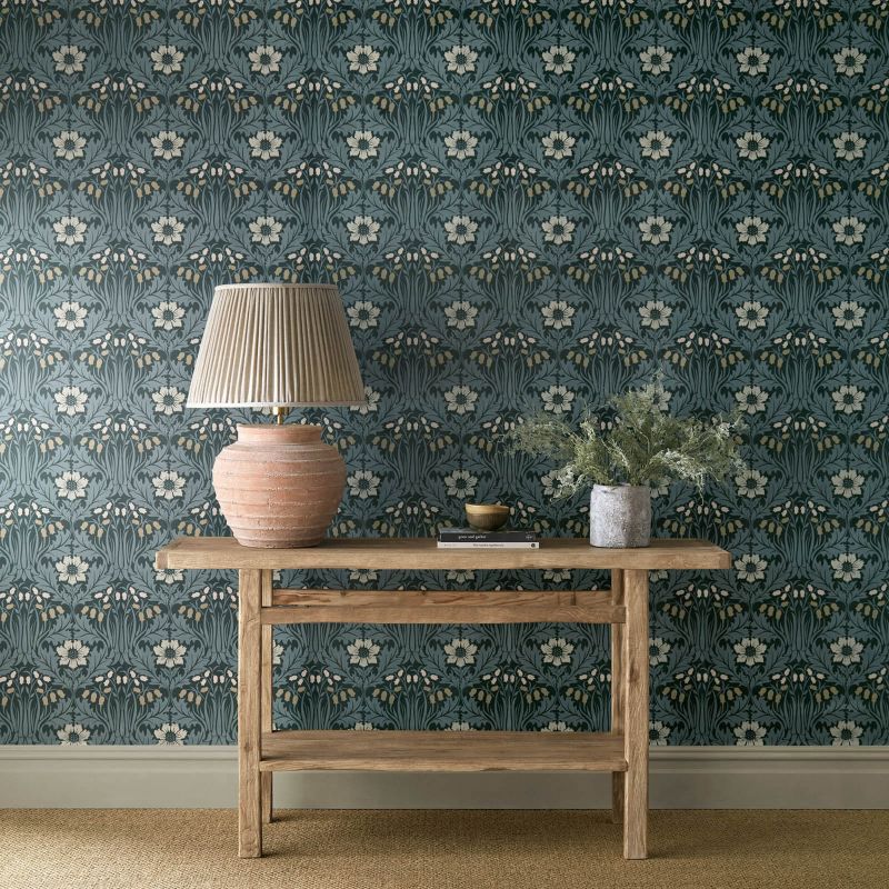Woodbell & Anemone Wallpaper - Indigo - Morris & Co - 217574