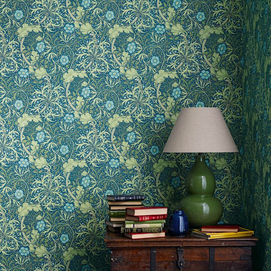 The Art of the Curve: Celebrating the Timeless Allure of Acanthus