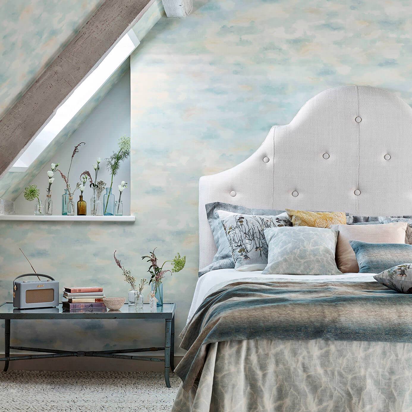 Bamburgh Sky Wallpaper - Estuary Blue - Sanderson - DEBB216515 - Morris Wallpaper
