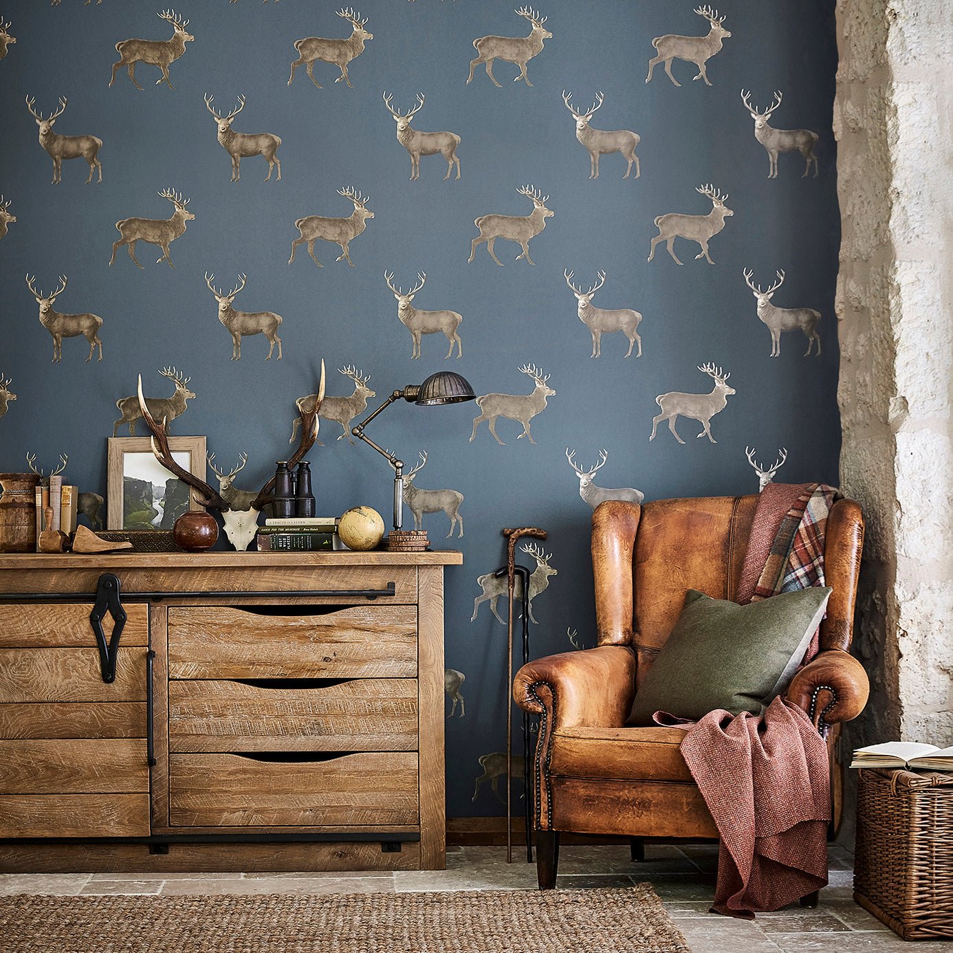 Evesham Deer Wallpaper - Birch - Sanderson - DYSI216618 - Morris Wallpaper