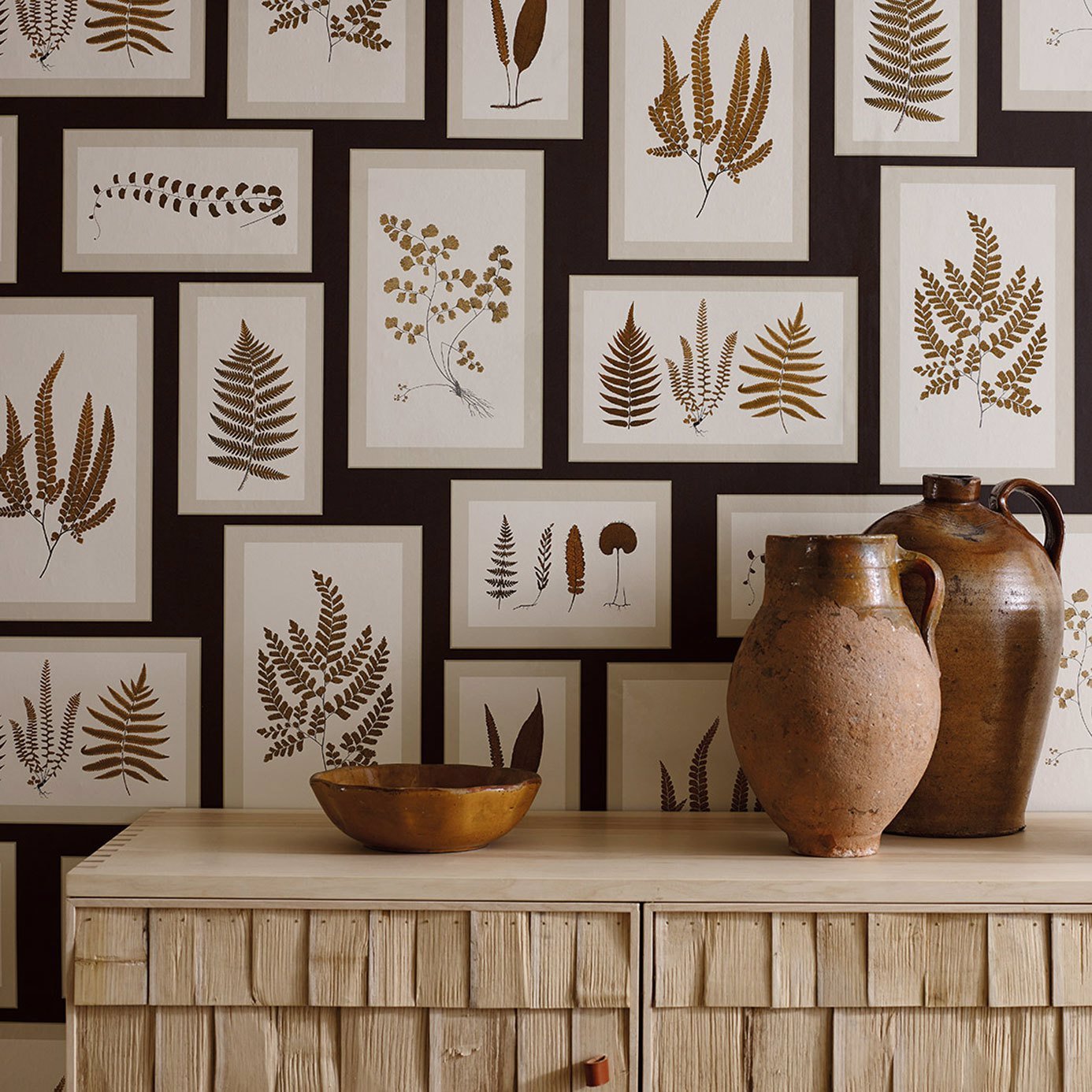 Fern Gallery Wallpaper - Charcoal/Spice - Sanderson - DWOW215713 - Morris Wallpaper