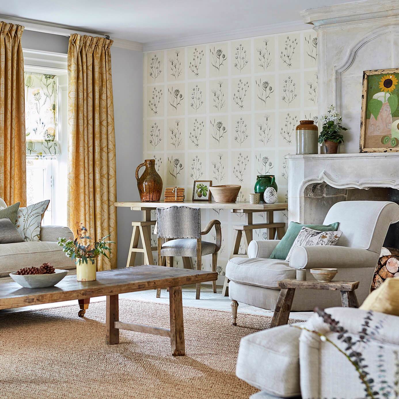 Little Thistles Wallpaper - Ecru - Sanderson - DEBB216511 - Morris Wallpaper
