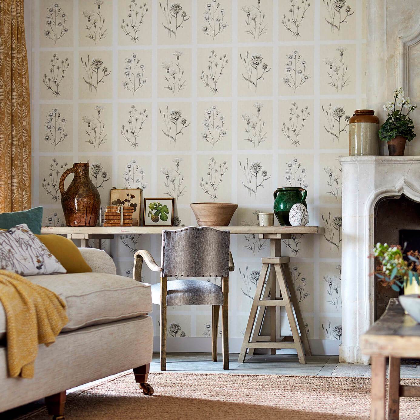 Little Thistles Wallpaper - Pewter - Sanderson - DEBB216512 - Morris Wallpaper