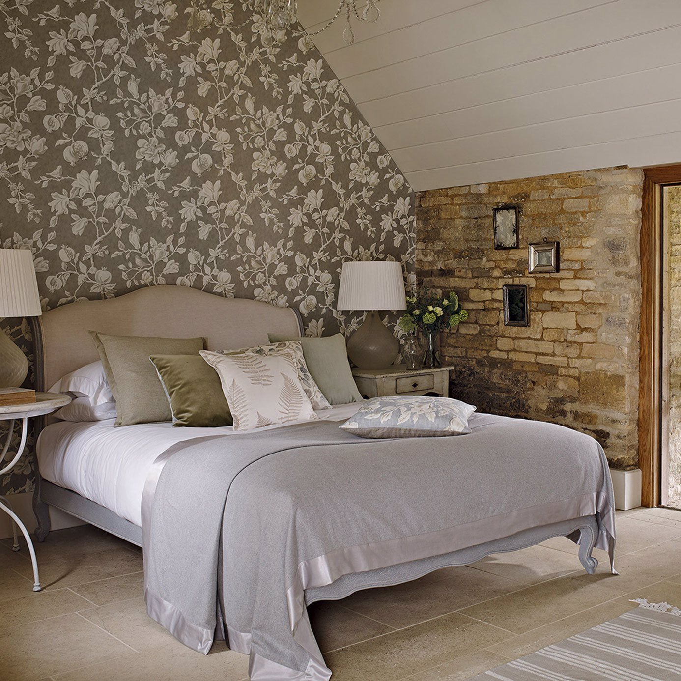 Magnolia & Pomegranate Wallpaper - Grey Blue/Parchment - Sanderson - DWOW215724 - Morris Wallpaper