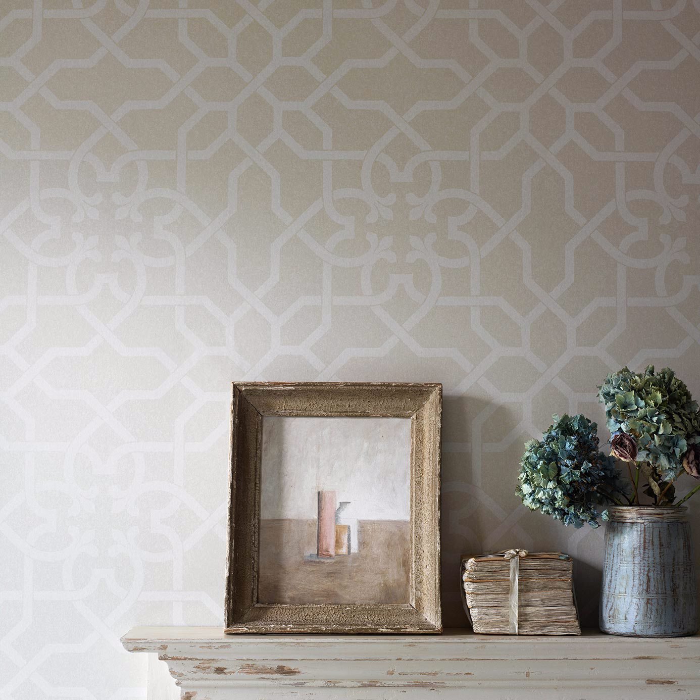 Mawton Wallpaper - Chalk/Ivory - Sanderson - DDAM216418 - Morris Wallpaper
