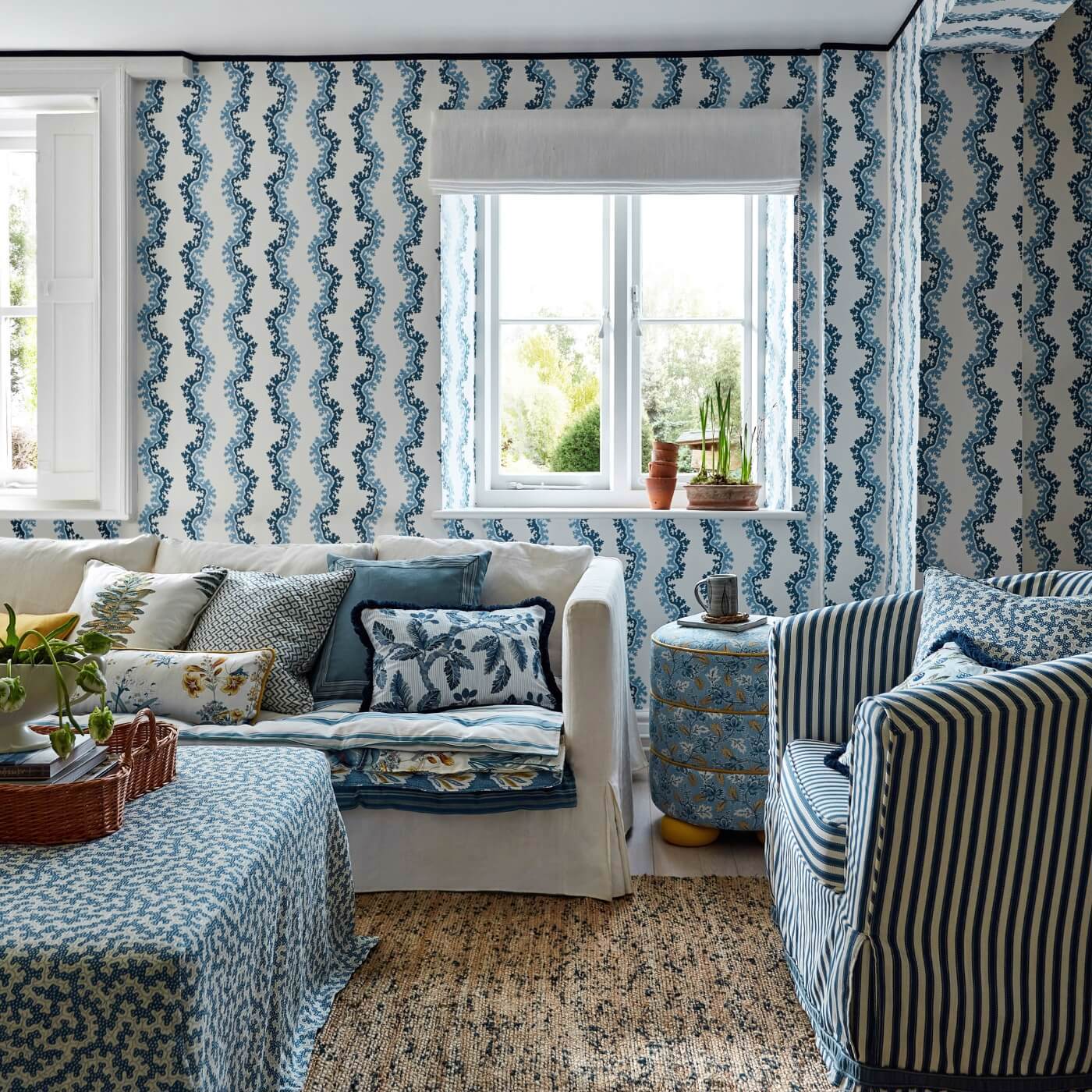 Oxbow Wallpaper - Sap Green - Sanderson - DABW217251 - Morris Wallpaper