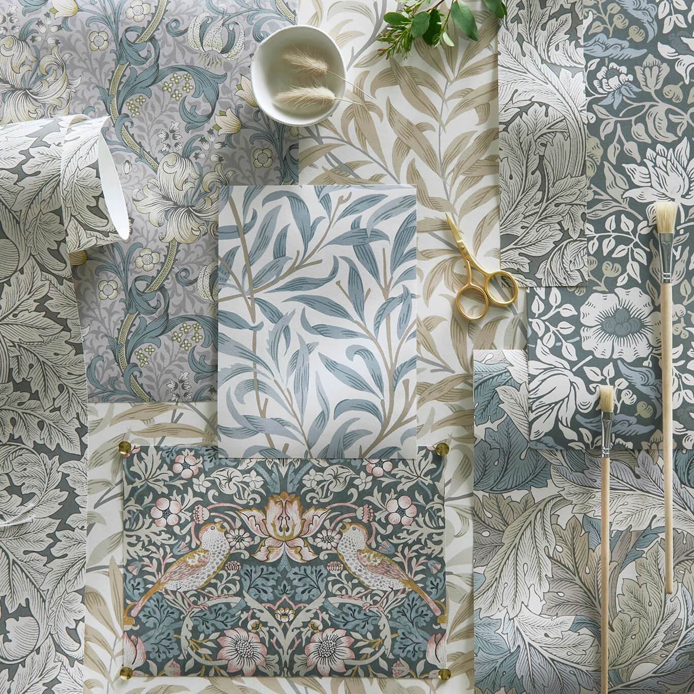 Strawberry Thief Wallpaper - Plum - Clarke & Clarke - W0171/04 - Morris Wallpaper