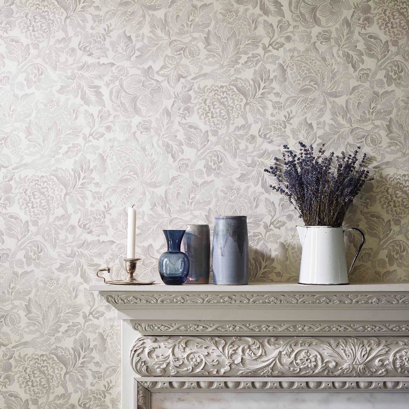 Thackeray Wallpaper - Fig - Sanderson - DDAM216413 - Morris Wallpaper