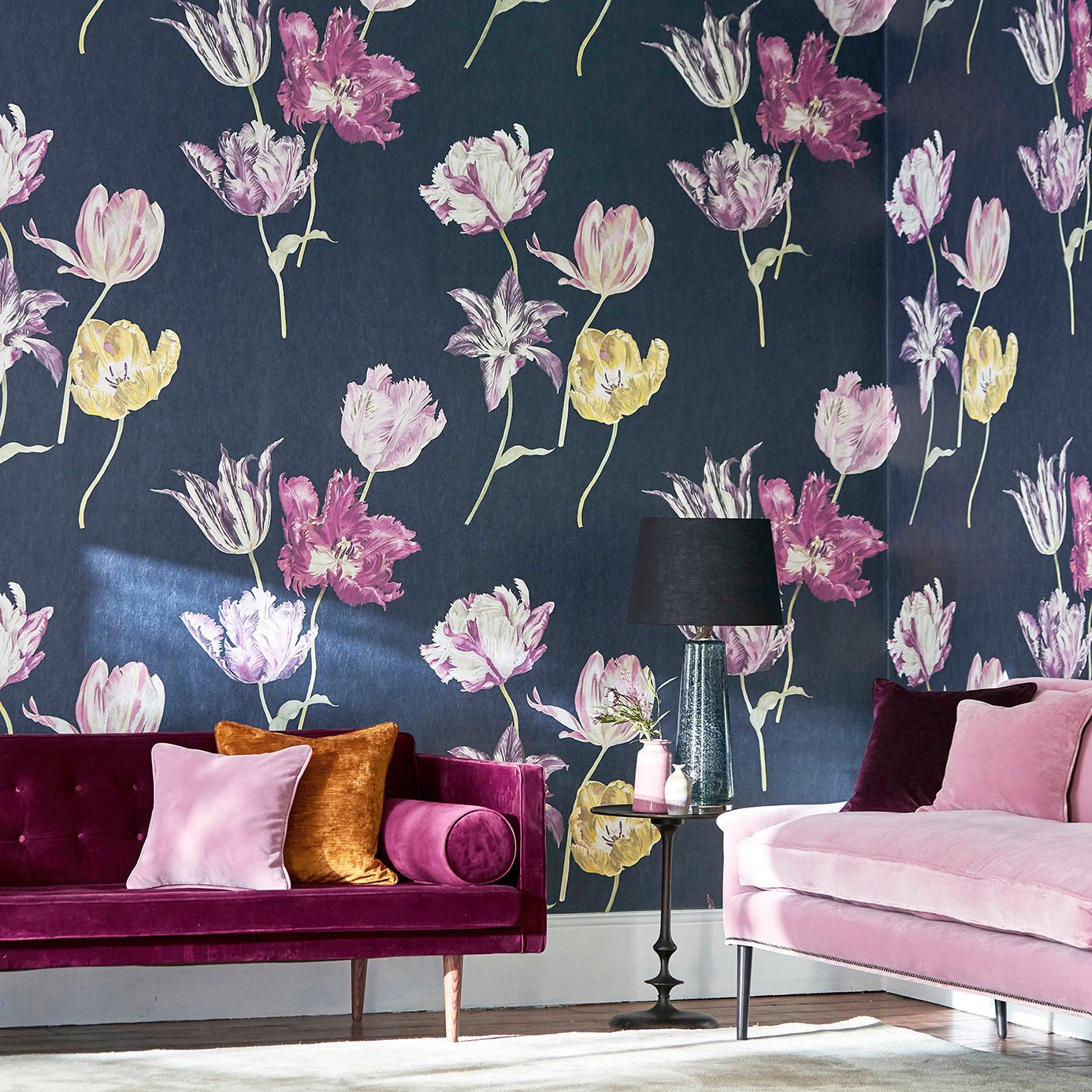 Tulipomania Wallpaper - Ink - Sanderson - DGLW216667 - Morris Wallpaper