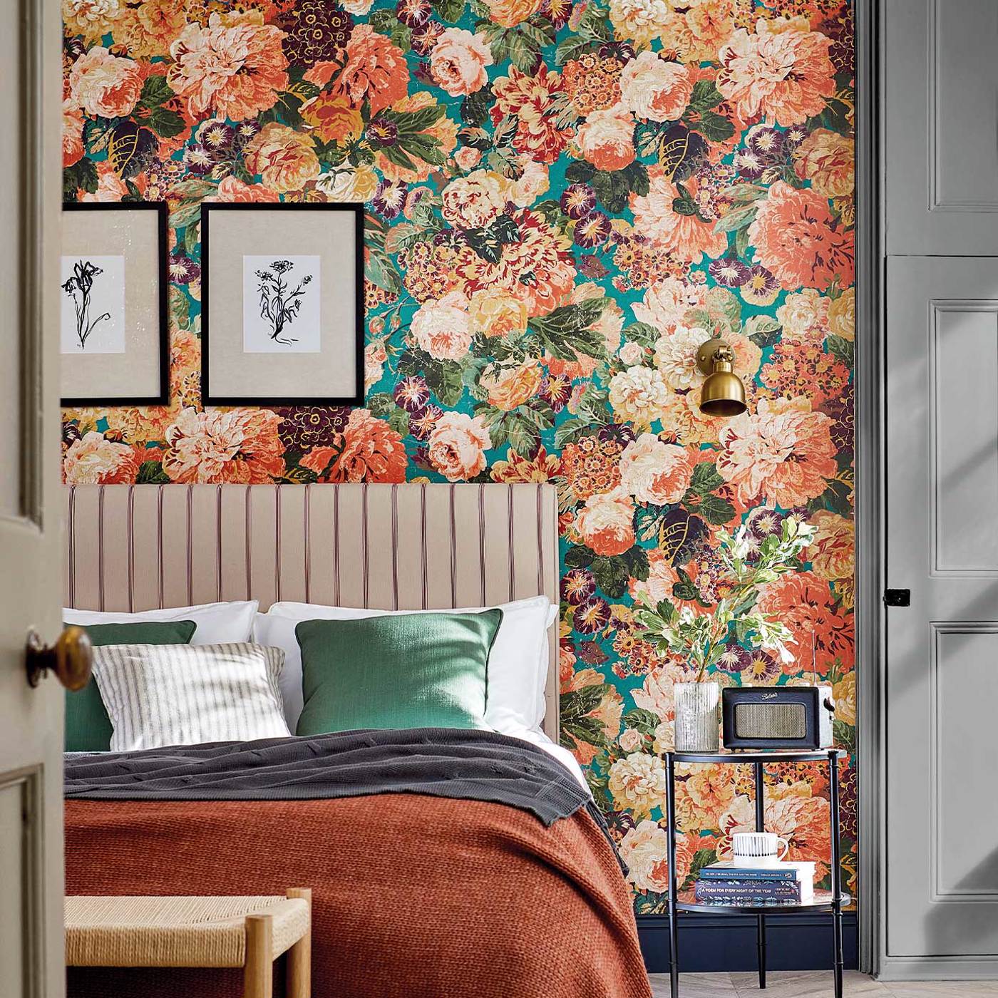 Very Rose And Peony Wallpaper - Kingfisher/Rowan Berry - Sanderson - DOSW217027 - Morris Wallpaper